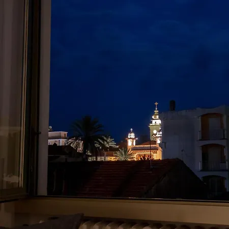 Thekeystudio, Riviera Dei Friori Appartement Bordighera